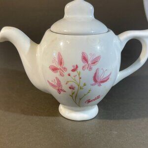 Mattel Barbie porcelain teapot with 4 cups (305)